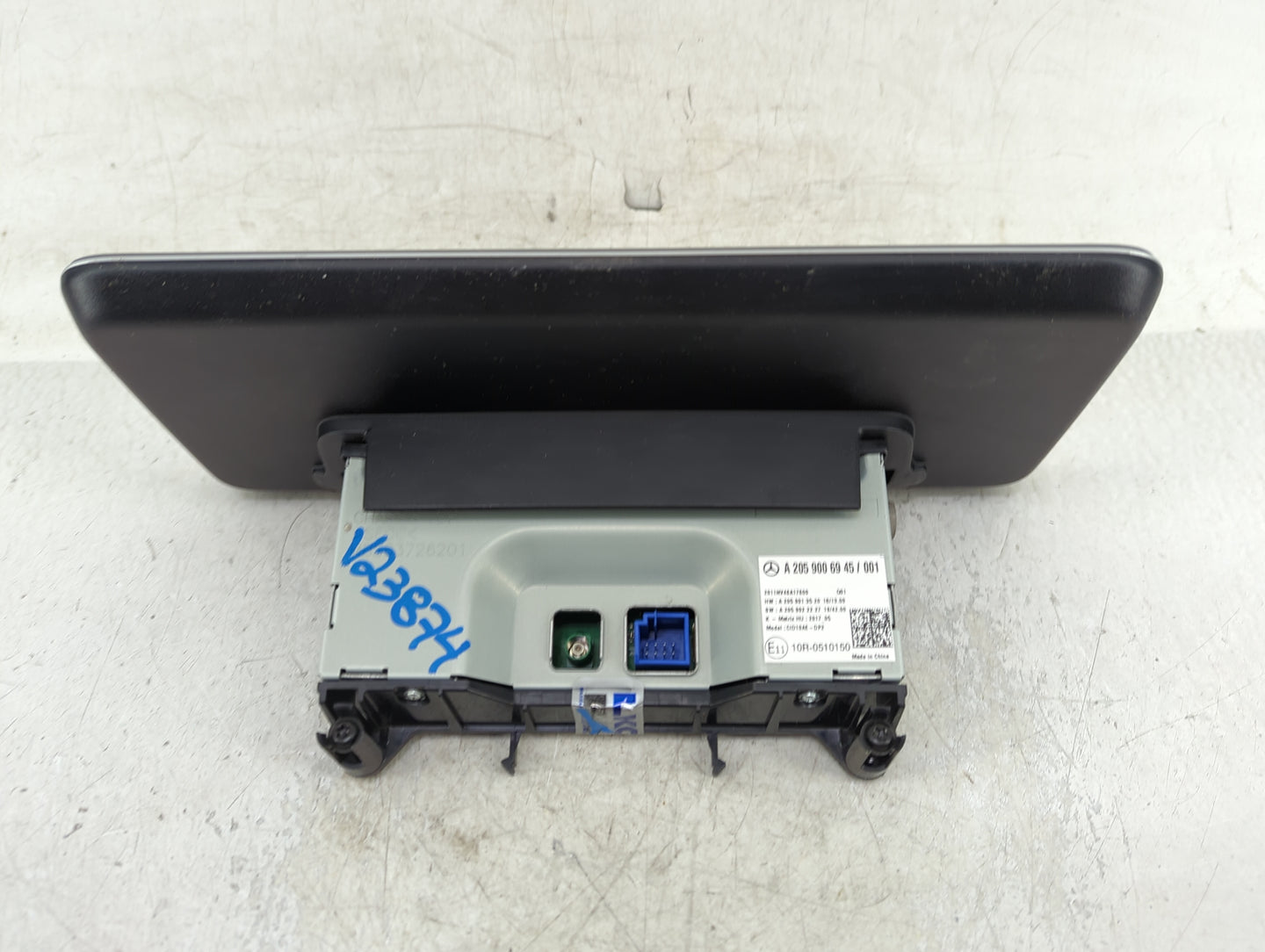 2021-2021 Mercedes-benz C300 Information Display Screen - Oemusedautoparts1.com