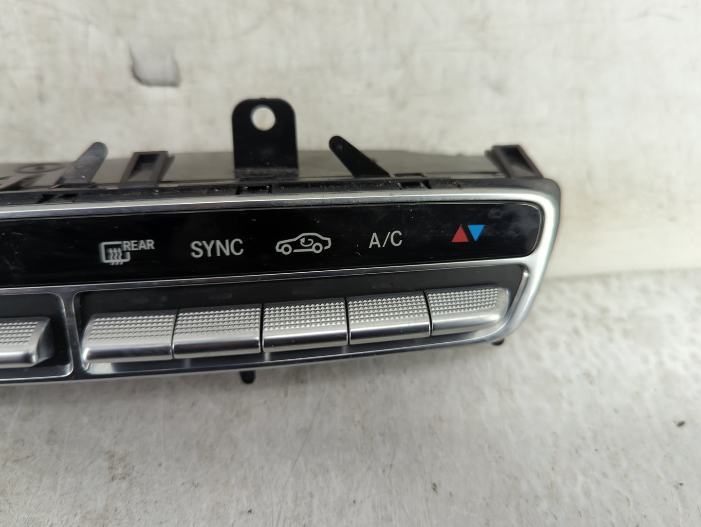 2021 Mercedes-Benz C300 Climate Control Module Temperature AC/Heater Replacement P/N:A2C1600170101 A 205 905 42 15 Fits OEM 