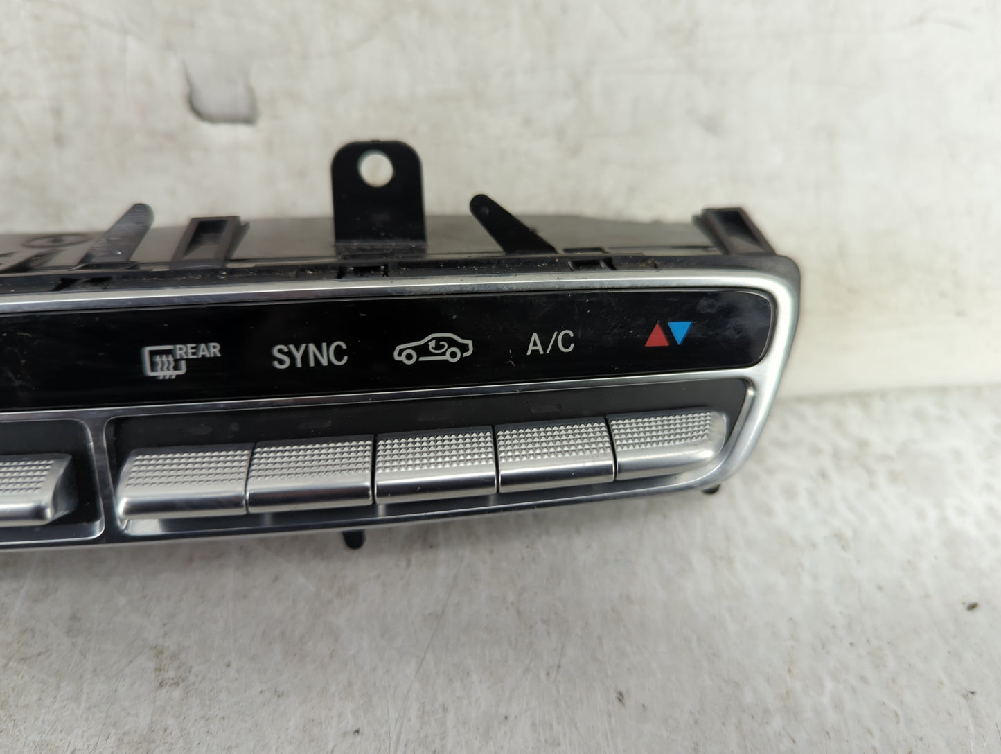2021 Mercedes-Benz C300 Climate Control Module Temperature AC/Heater Replacement P/N:A2C1600170101 A 205 905 42 15 Fits OEM 