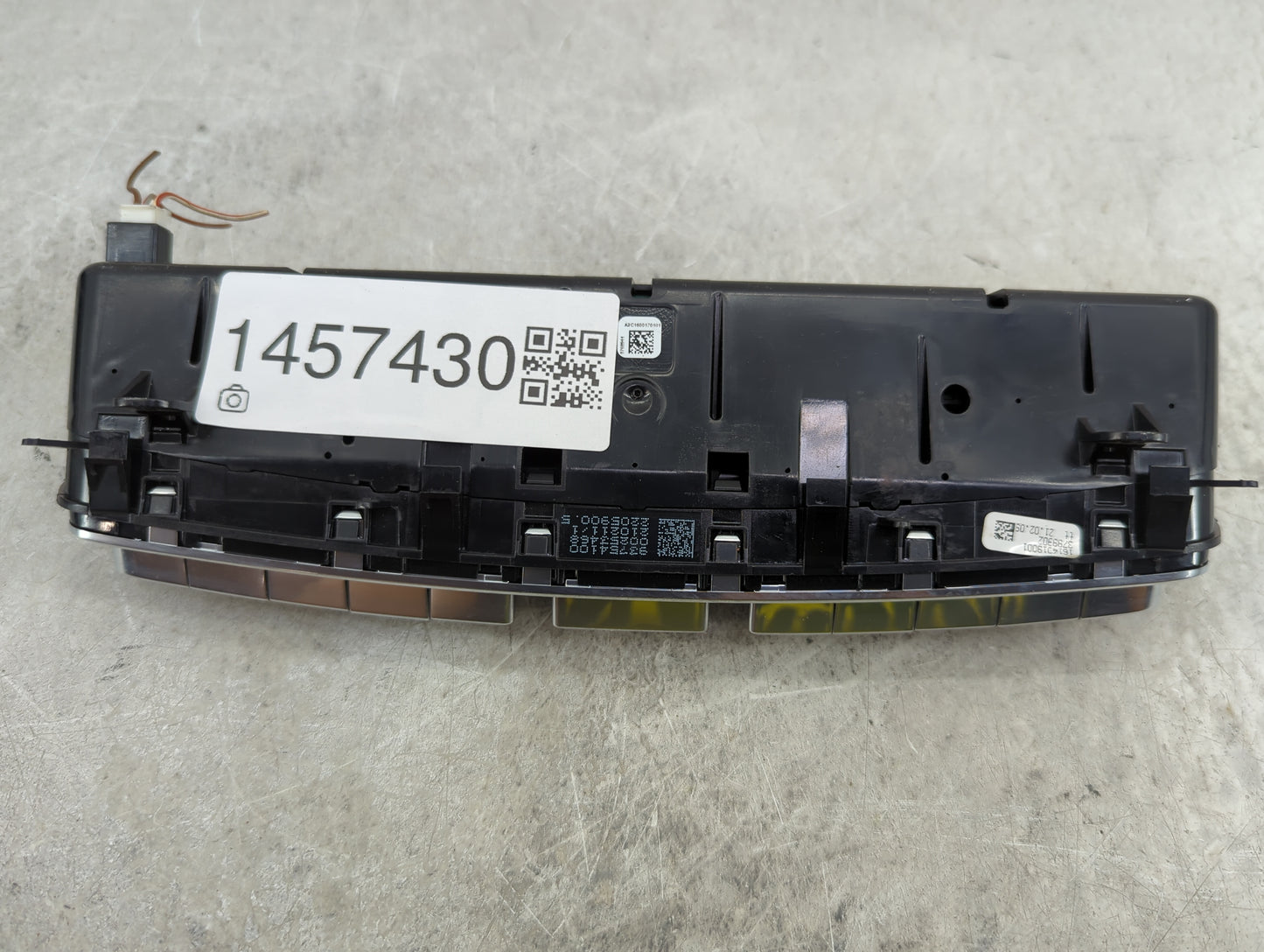 2021 Mercedes-Benz C300 Climate Control Module Temperature AC/Heater Replacement P/N:A 205 905 42 15 Fits Fits 2020 2022 OEM