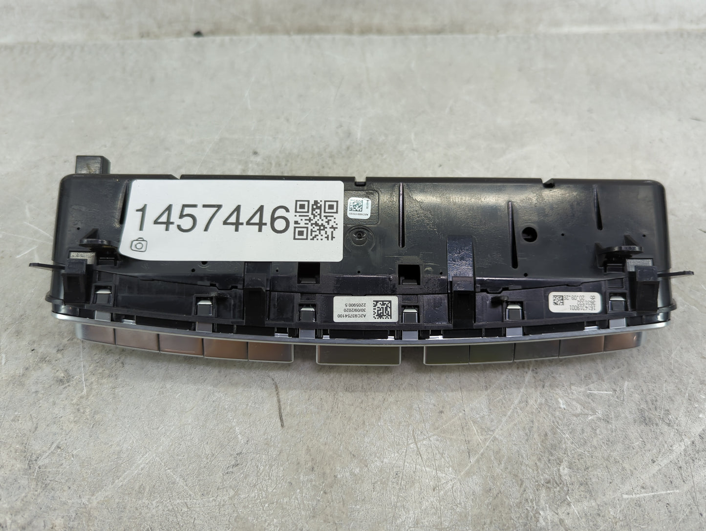 2021 Mercedes-Benz C300 Climate Control Module Temperature AC/Heater Replacement P/N:A 205 905 42 15 Fits Fits 2020 2022 OEM