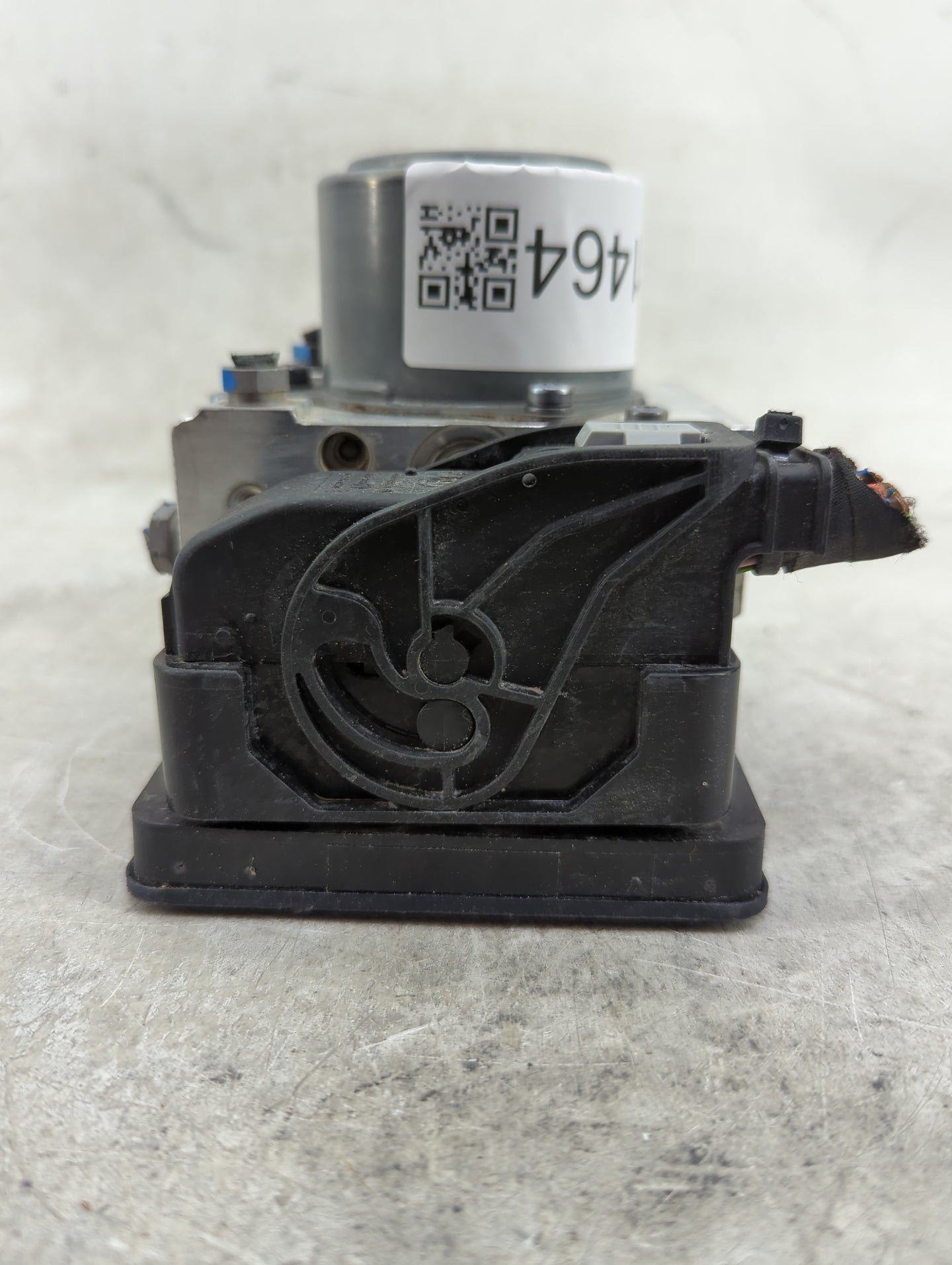2018-2021 Mercedes-Benz C300 ABS Pump Control Module Replacement P/N:A 205 900 08 49 Fits Fits 2018 2019 2020 2021 2022 OEM 