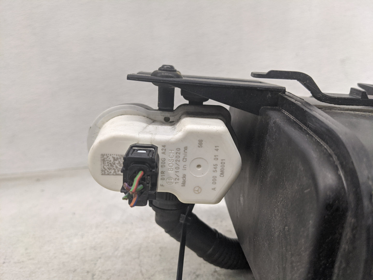 2021 Mercedes-benz C300 Fuel Vapor Charcoal Canister 1462437 - Oemusedautoparts1.com