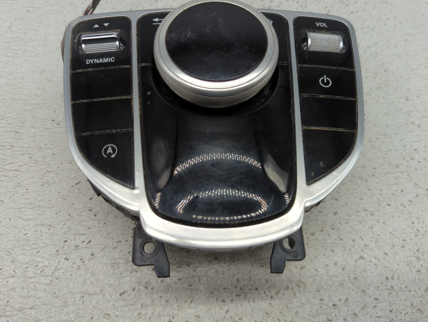 2021 Mercedes-Benz Cclass Radio AM FM Cd Player Receiver Replacement P/N:A2059006347 A2139016502, A2539026209 Fits OEM Used 