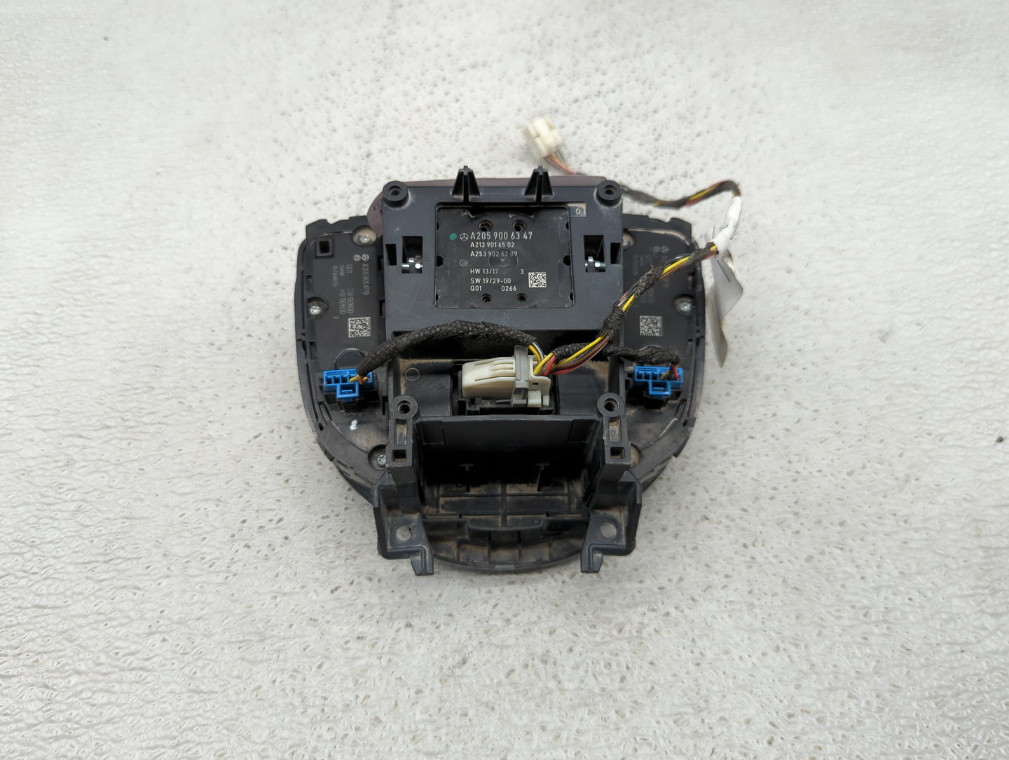 2021 Mercedes-Benz Cclass Radio AM FM Cd Player Receiver Replacement P/N:A2059006347 A2139016502, A2539026209 Fits OEM Used 