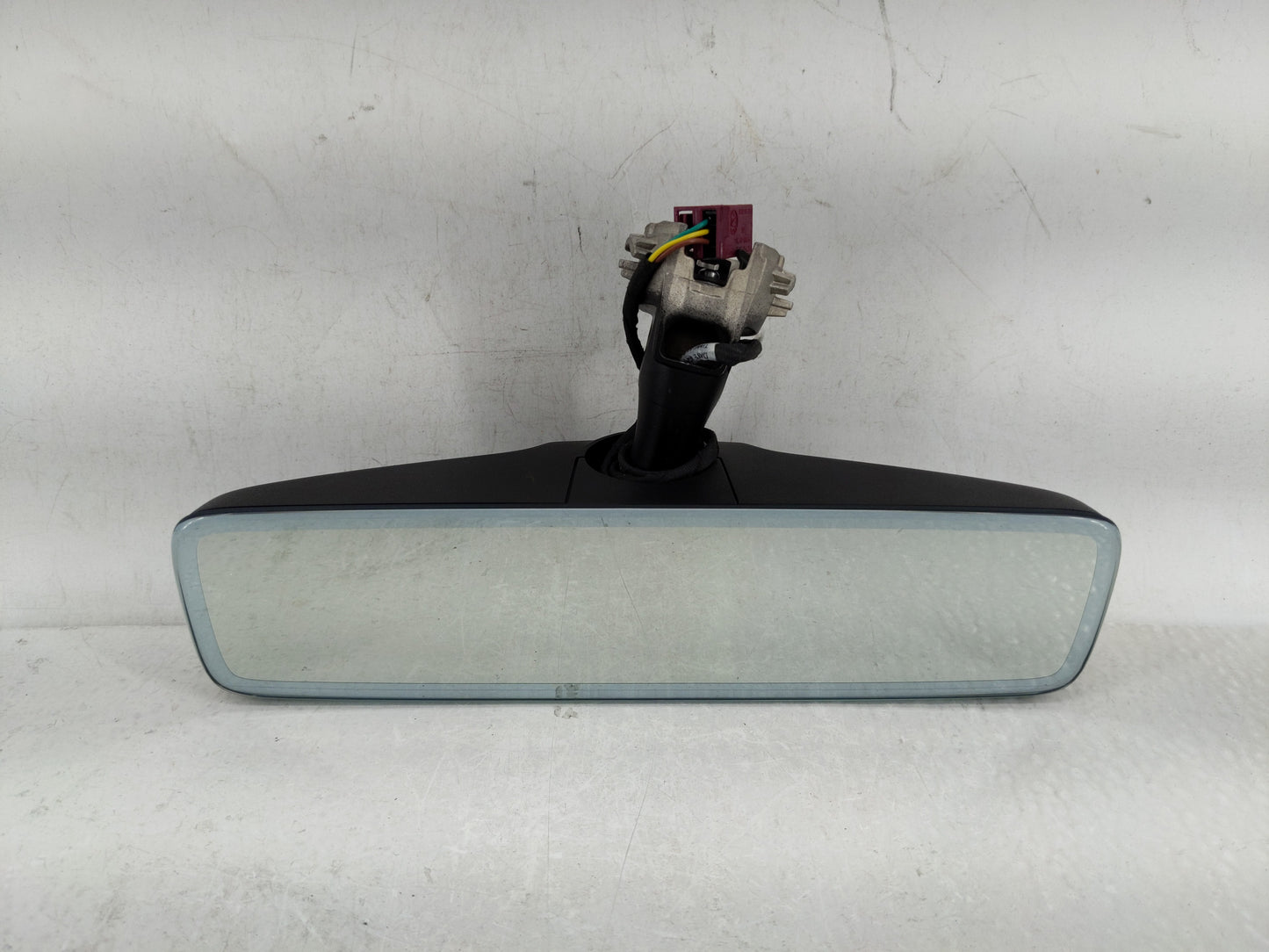 2020-2021 Mercedes-Benz Cla250 Interior Rear View Mirror Replacement OEM P/N:E11048672 Fits Fits 2020 2021 OEM Used Auto Par