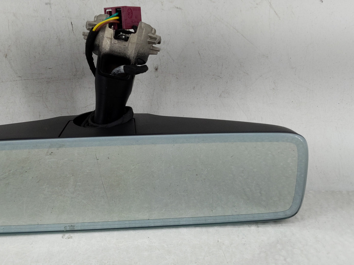 2020-2021 Mercedes-Benz Cla250 Interior Rear View Mirror Replacement OEM P/N:E11048672 Fits Fits 2020 2021 OEM Used Auto Par