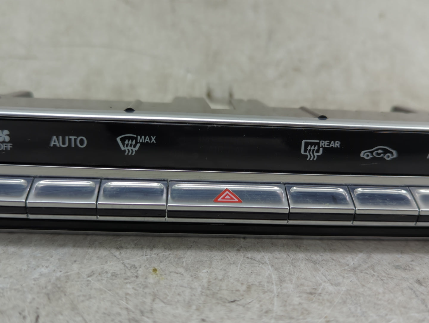 2020-2021 Mercedes-Benz Cla250 Climate Control Module Temperature AC/Heater Replacement P/N:A 247 905 68 03 Fits Fits 2020 2