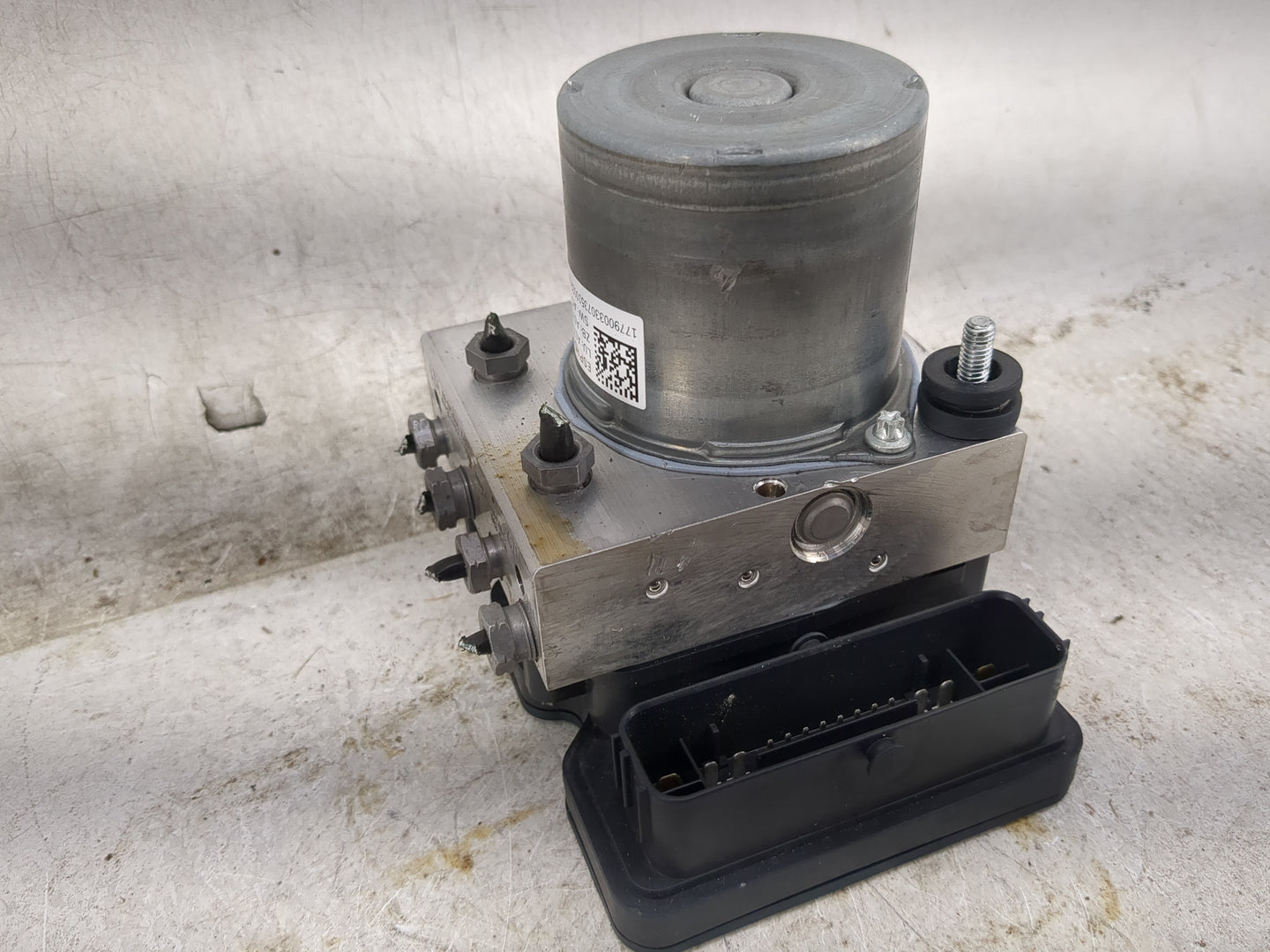 2020-2021 Mercedes-Benz Cla35 Amg ABS Pump Control Module Replacement P/N:A177 900 33 07 A177 901 8102 Fits Fits 2020 2021 O