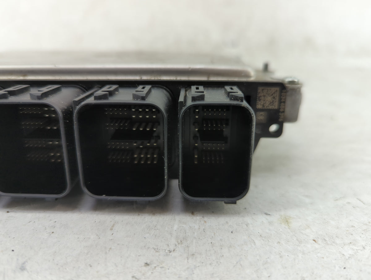 2021 Mercedes-Benz E450 PCM Engine Control Computer ECU ECM PCU OEM P/N:A2569003100 A2569013100, 0261S101ZF OEM Used Auto Pa