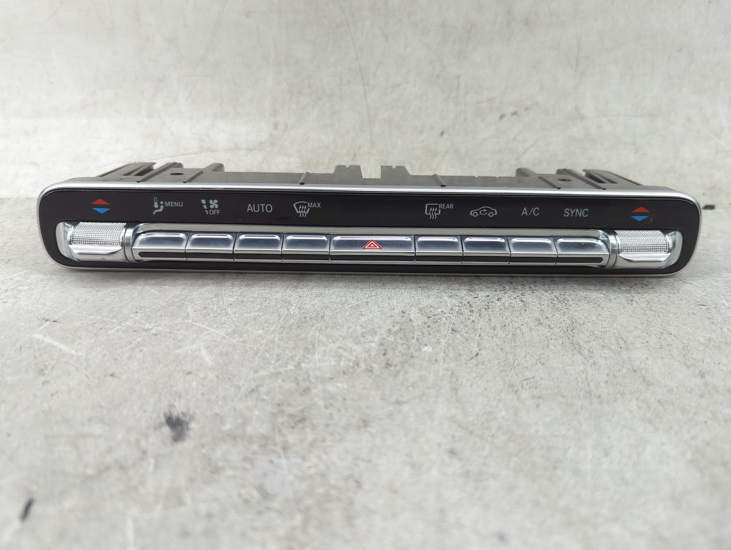 2021 Mercedes-Benz Gla250 Climate Control Module Temperature AC/Heater Replacement P/N:A 247 905 68 03 Fits Fits 2020 OEM Us