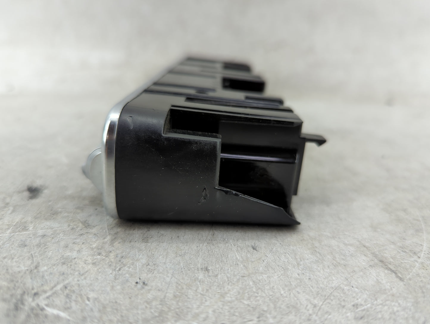 2021 Mercedes-Benz Gla250 Climate Control Module Temperature AC/Heater Replacement P/N:A 247 905 68 03 Fits Fits 2020 OEM Us