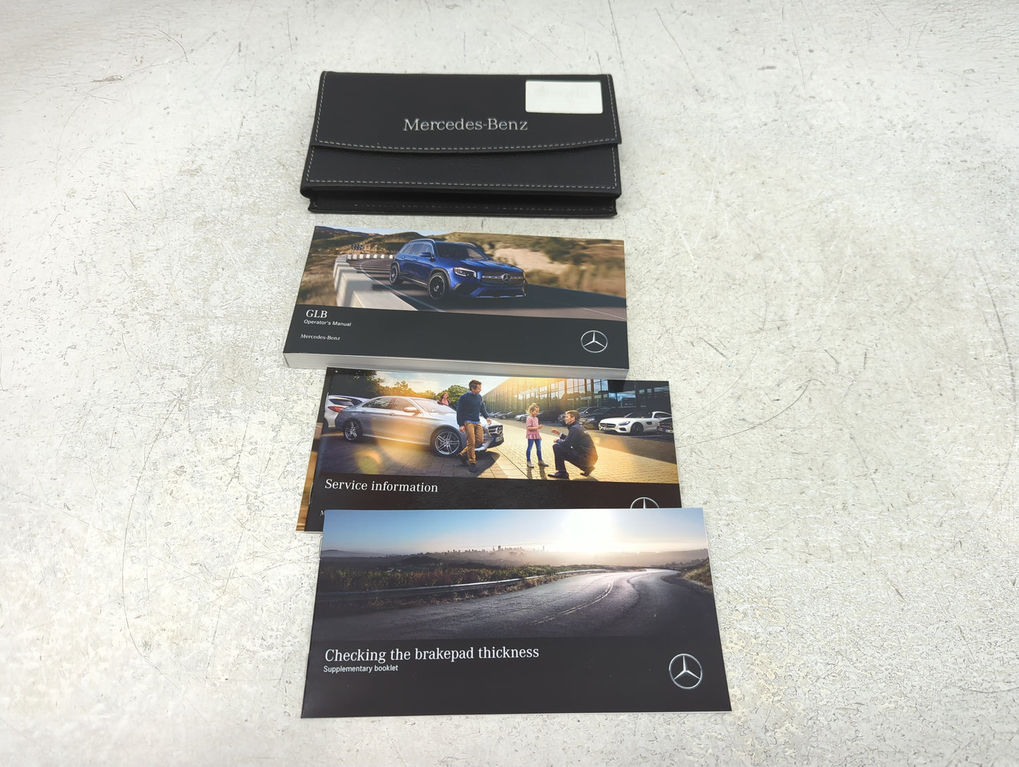 2021 Mercedes-Benz Glb250 Owners Manual Book Guide P/N:2475843106 OEM Used Auto Parts - Oemusedautoparts1.com