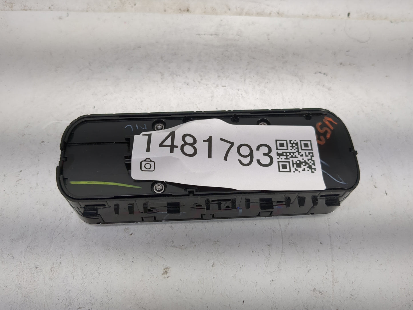 2021 Mercedes-Benz Glb250 Master Power Window Switch Replacement Driver Side Left Fits OEM Used Auto Parts - Oemusedautopart