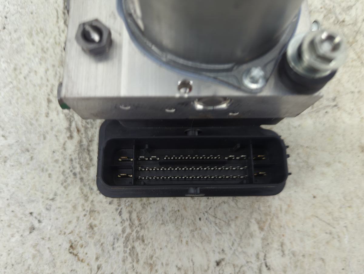 2021 Mercedes-Benz Glb250 Anti-Lock Brake ABS Pump Module Actuator OEM P/N:A1774001207 A177900620705, 2410525/1/0028 Fits OE