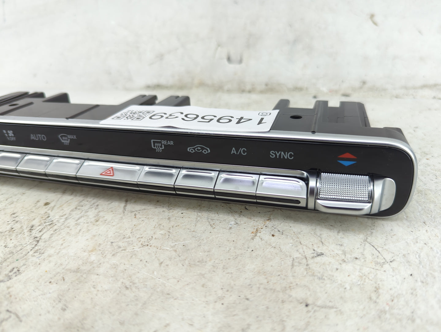 2021 Mercedes-Benz Glb250 Climate Control Module Temperature AC/Heater Replacement P/N:A2479056803 Fits OEM Used Auto Parts 