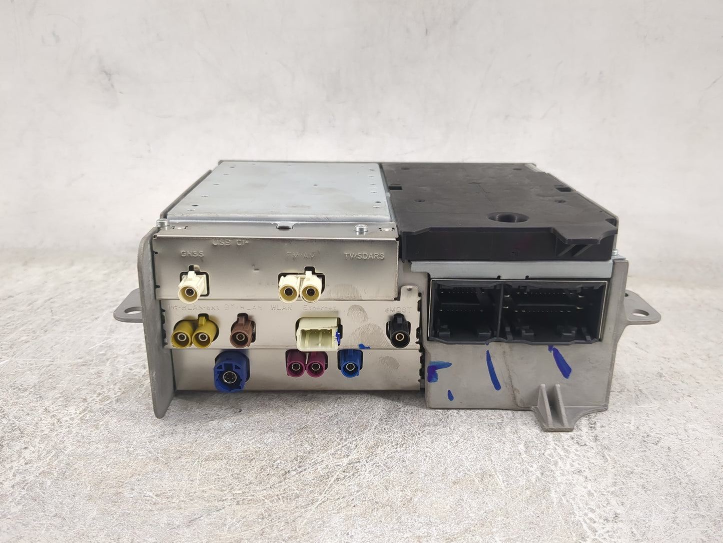 2021 Mercedes-Benz Glb250 Radio AM FM Cd Player Receiver Replacement P/N:A2479006915 A1779013703, 6436A-NTG6NEM Fits OEM Use