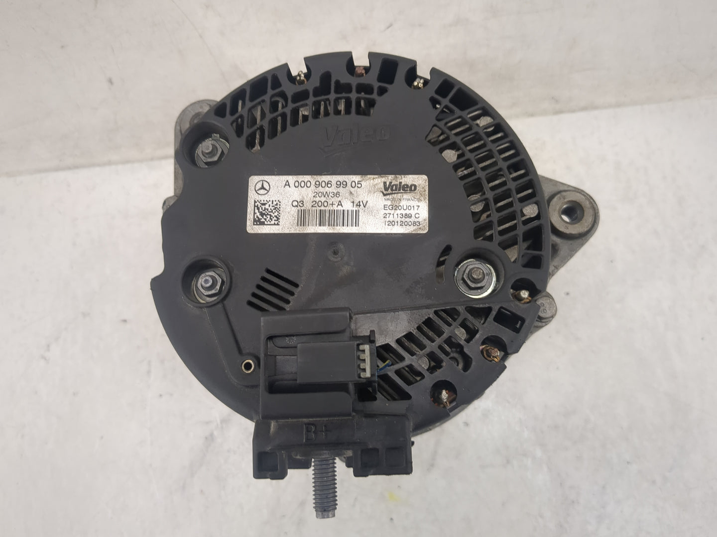 2021 Mercedes-Benz Glc250 Alternator Replacement Generator Charging Assembly Engine OEM P/N:2711389 C EG20U017 Fits OEM Used