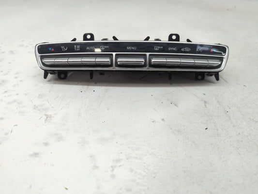 2020-2022 Mercedes-Benz Glc300 Climate Control Module Temperature AC/Heater Replacement P/N:A 205 904 42 15 Fits OEM Used Au