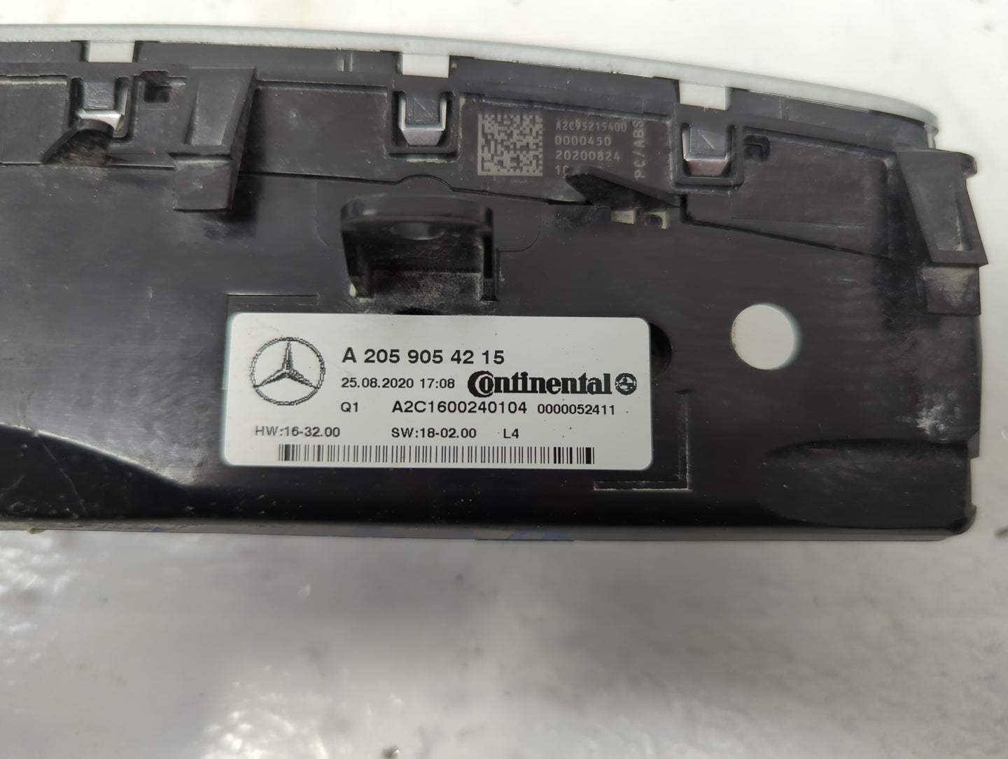 2020-2022 Mercedes-Benz Glc300 Climate Control Module Temperature AC/Heater Replacement P/N:A 205 904 42 15 Fits OEM Used Au