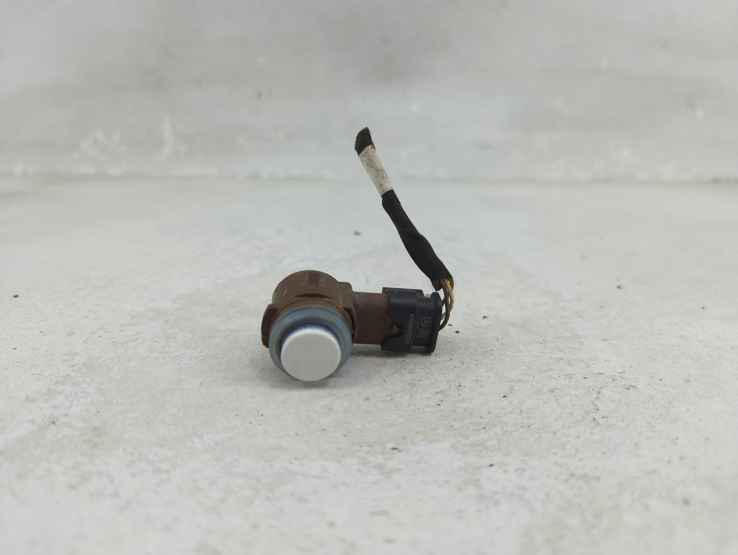 2021 Mercedes-benz Glc300 Front Park Assist Sensor Brown - Oemusedautoparts1.com