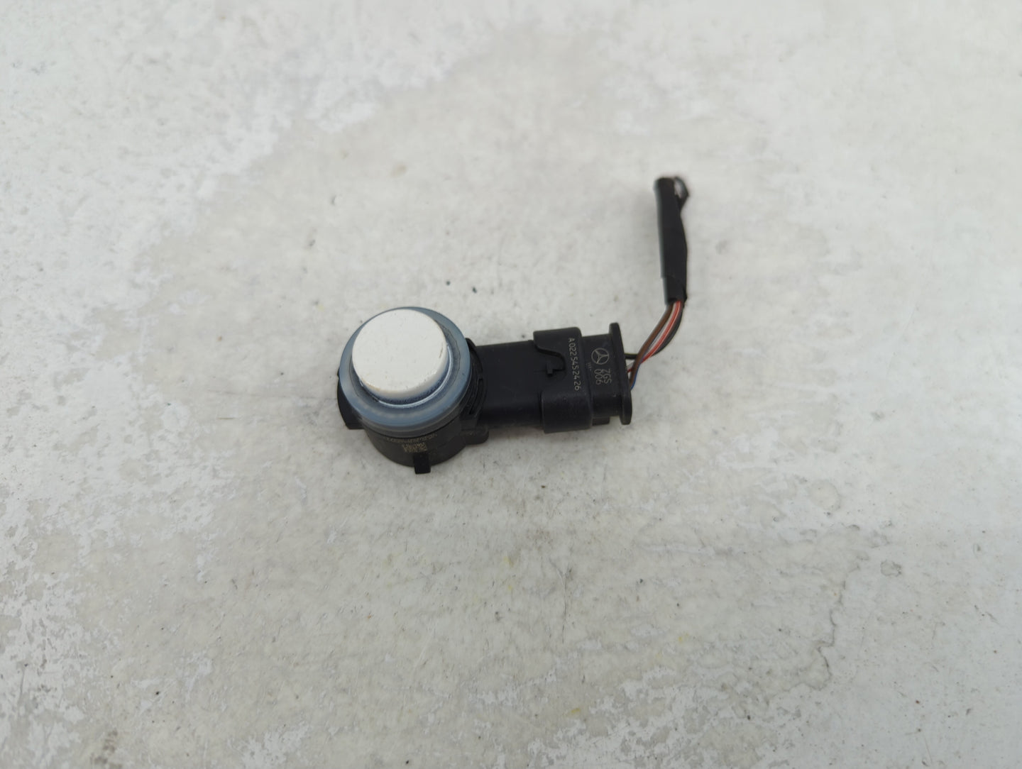 2021 Mercedes-benz Glc300 Front Park Assist Sensor White - Oemusedautoparts1.com