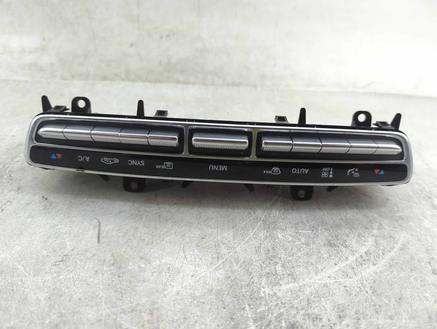 2020-2022 Mercedes-Benz Glc300 Climate Control Module Temperature AC/Heater Replacement P/N:A 205 905 42 15 Fits OEM Used Au