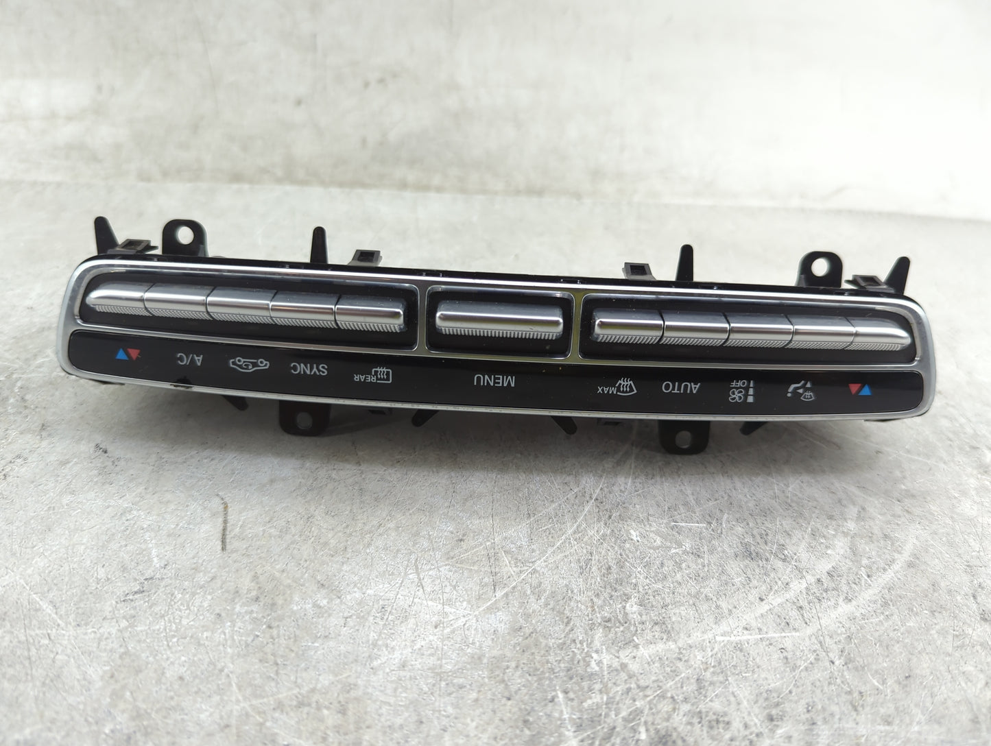 2020-2022 Mercedes-Benz Glc300 Climate Control Module Temperature AC/Heater Replacement P/N:A 205 905 42 15 Fits OEM Used Au