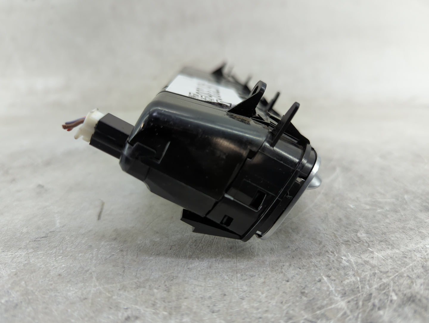 2020-2022 Mercedes-Benz Glc300 Climate Control Module Temperature AC/Heater Replacement P/N:A 205 905 42 15 Fits OEM Used Au