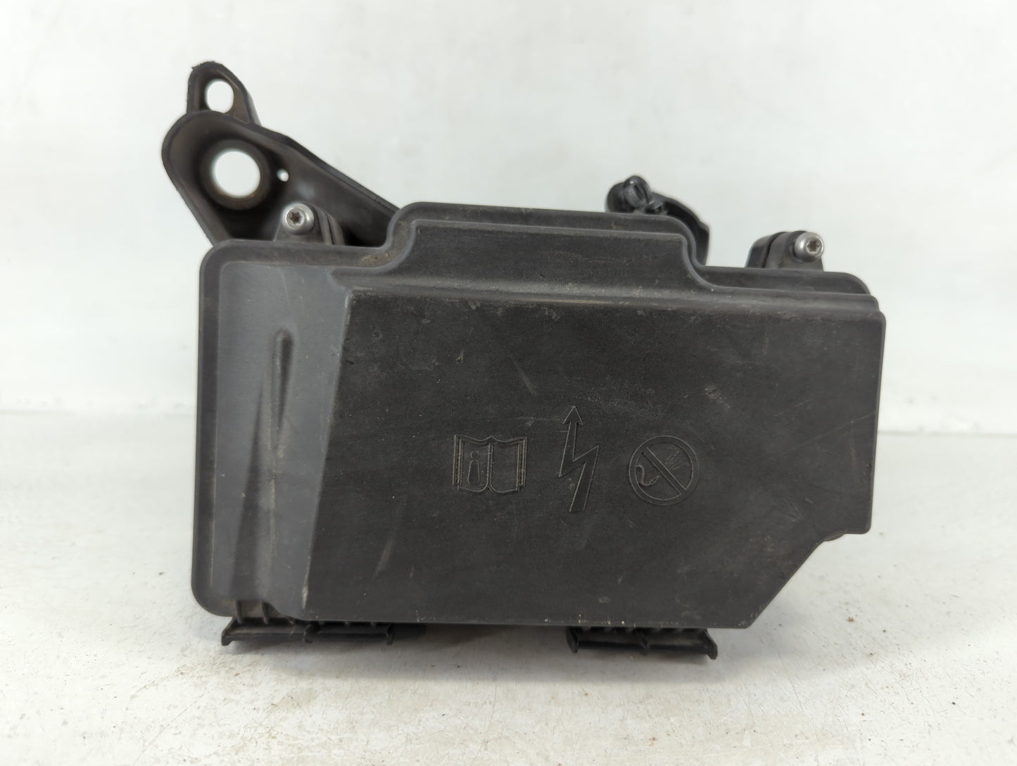 2020-2022 Mercedes-Benz Glc300 Fusebox Fuse Box Panel Relay Module P/N:A 205 540 23 28 Fits Fits 2020 2021 2022 OEM Used Aut