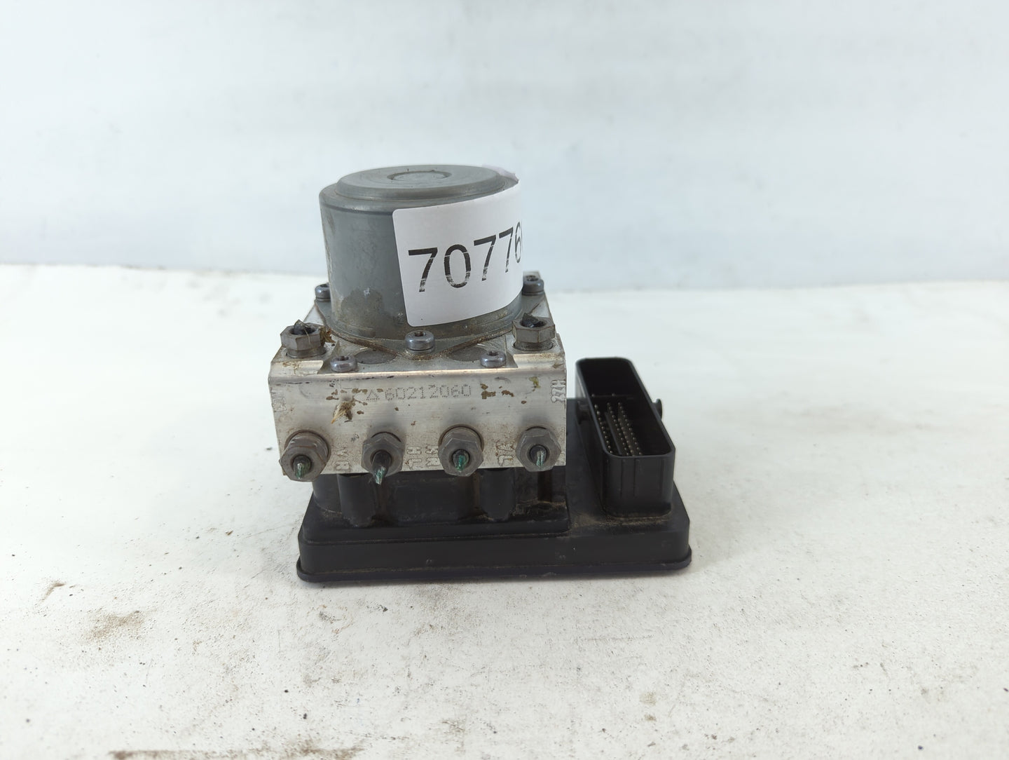 2020-2022 Mercedes-Benz Glc300 ABS Pump Control Module Replacement P/N:A 205 900 28 49 Fits Fits 2018 2019 2020 2021 2022 OE