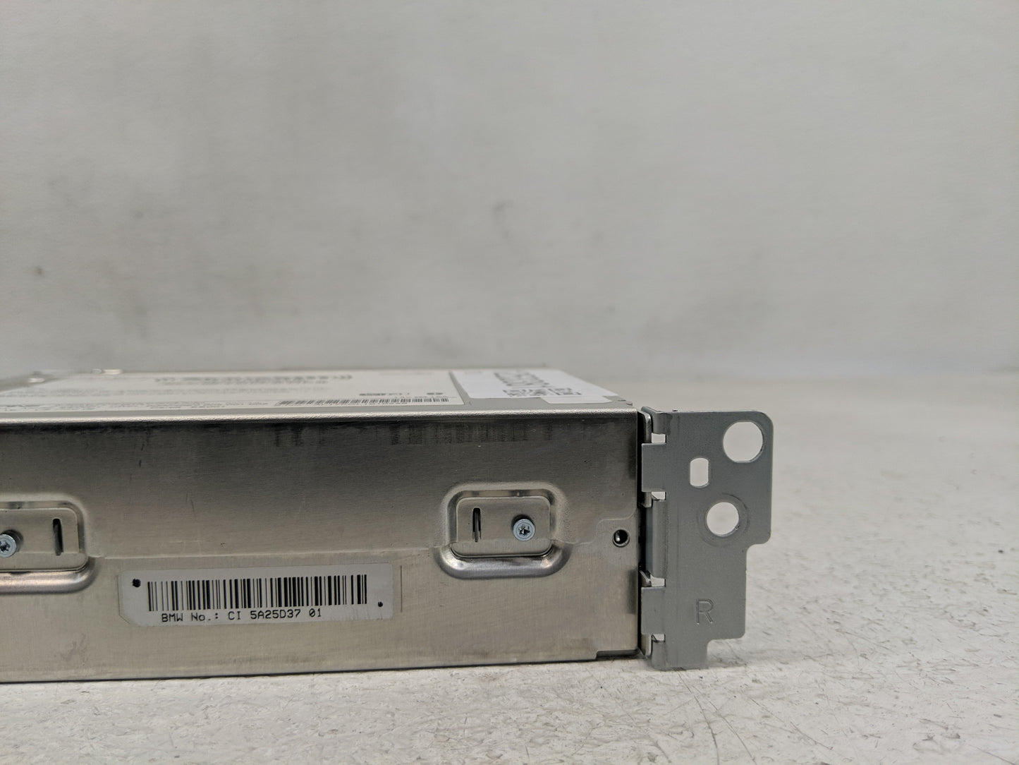 2021 Mini Cooper Radio AM FM Cd Player Receiver Replacement P/N:5A25D37 Fits OEM Used Auto Parts - Oemusedautoparts1.com