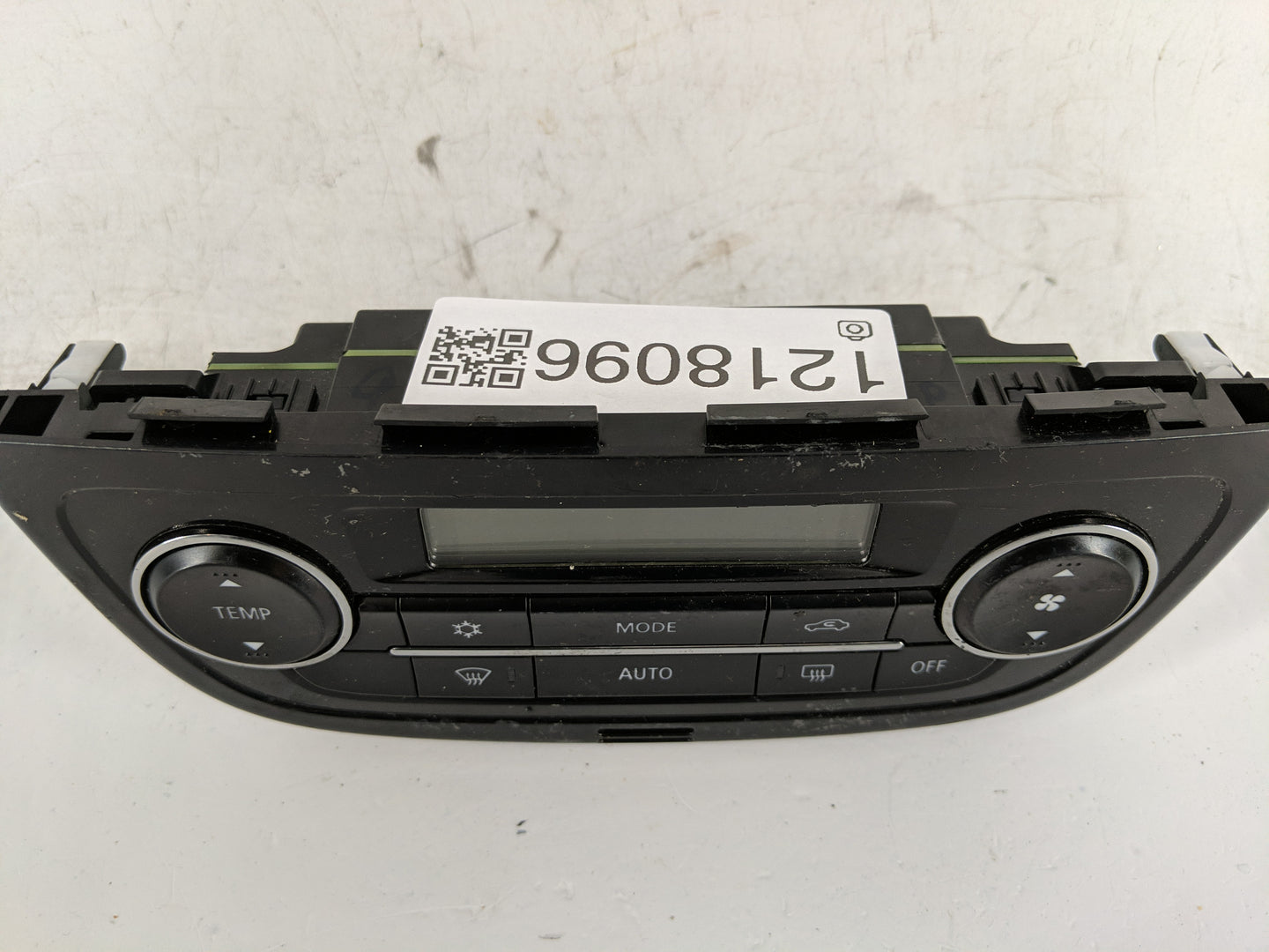 2021 Mitsubishi Mirage Climate Control Module Temperature AC/Heater Replacement P/N:7820B301XA Fits OEM Used Auto Parts - Oe