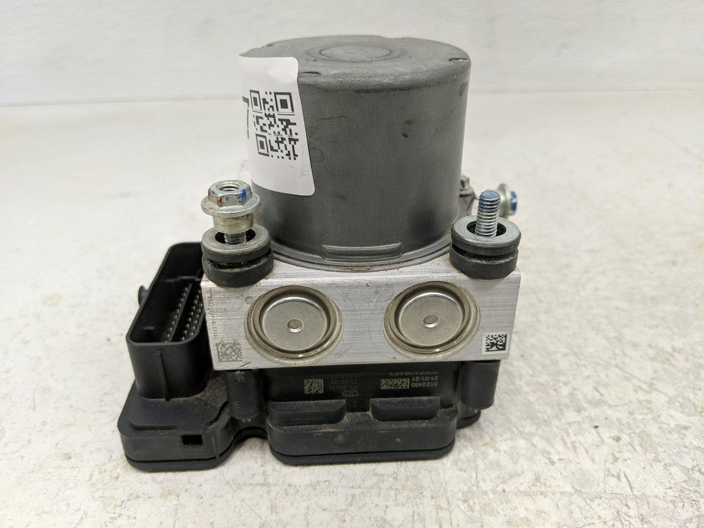 2021 Mitsubishi Mirage ABS Pump Control Module Replacement P/N:4670B494 Fits OEM Used Auto Parts - Oemusedautoparts1.com