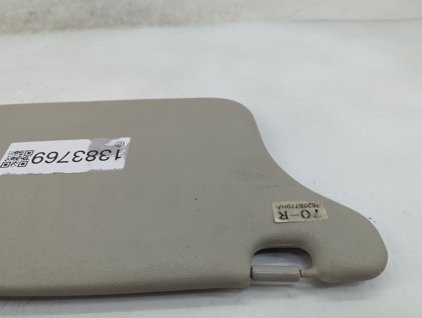 2014 Mitsubishi Mirage Sun Visor Shade Replacement Passenger Right Mirror Fits OEM Used Auto Parts - Oemusedautoparts1.com