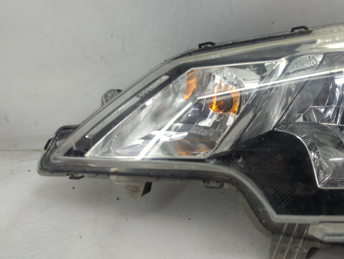 2021-2022 Mitsubishi Mirage Driver Left Oem Head Light Headlight Lamp - Oemusedautoparts1.com