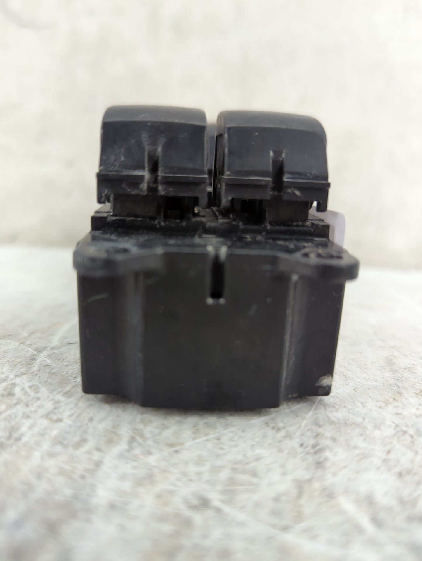 2021 Mitsubishi Mirage Passenger Right Power Window Switch 8608a499 - Oemusedautoparts1.com