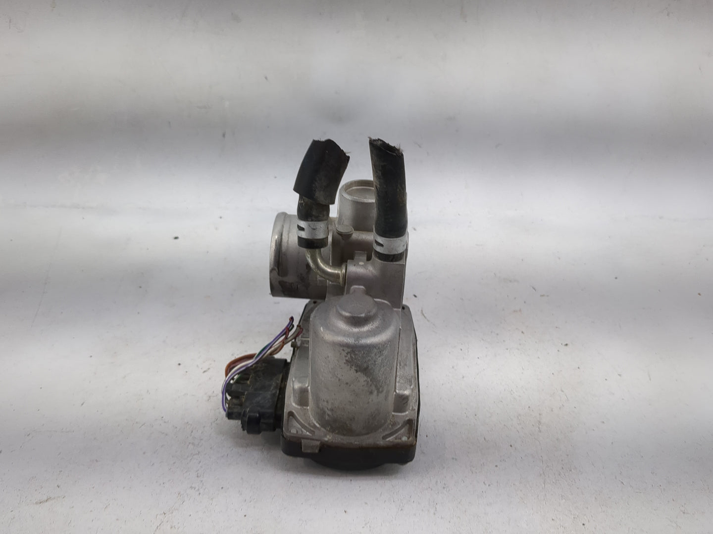 2014 Mitsubishi Mirage Throttle Body P/N:1220A Fits OEM Used Auto Parts - Oemusedautoparts1.com