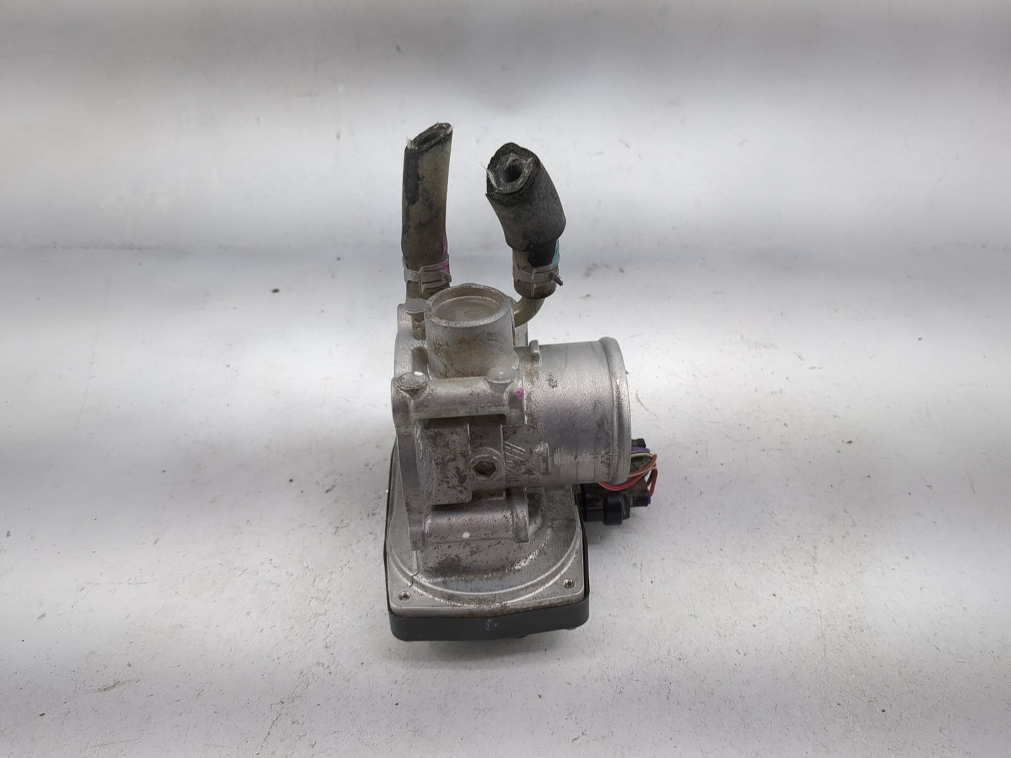2014 Mitsubishi Mirage Throttle Body P/N:1220A Fits OEM Used Auto Parts - Oemusedautoparts1.com