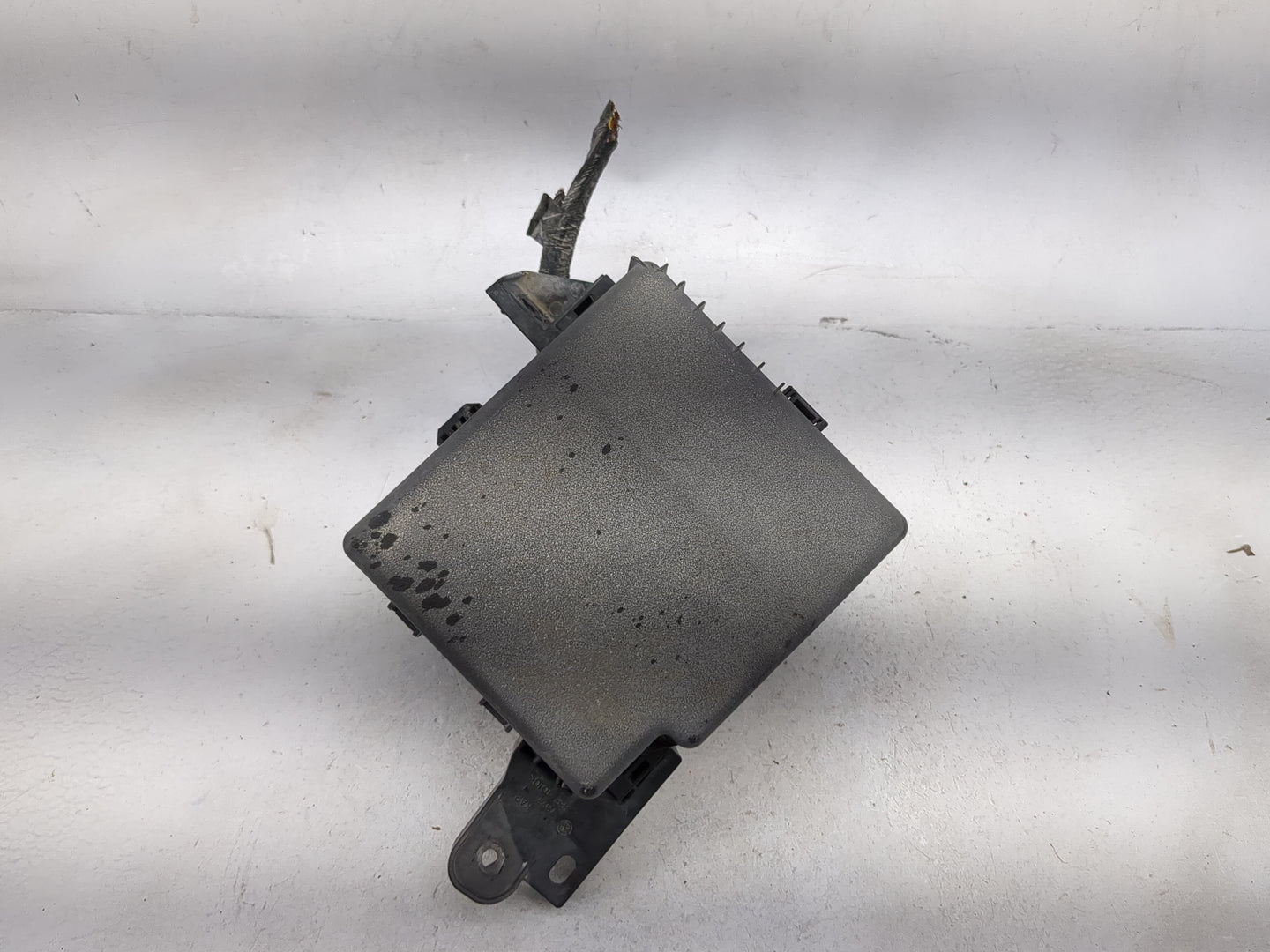 2014 Mitsubishi Mirage Fusebox Fuse Box Panel Relay Module Fits OEM Used Auto Parts - Oemusedautoparts1.com