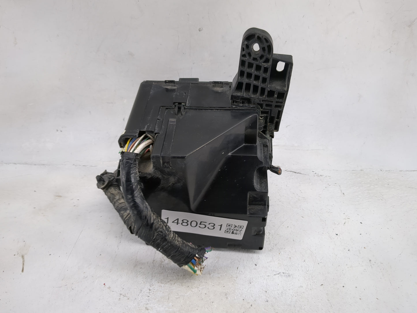2014 Mitsubishi Mirage Fusebox Fuse Box Panel Relay Module Fits OEM Used Auto Parts - Oemusedautoparts1.com