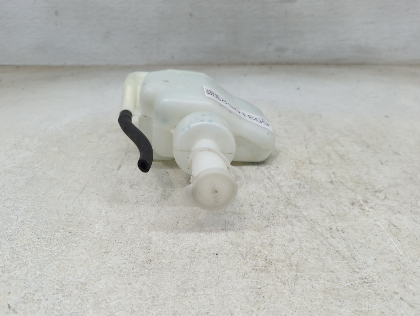 2014 Mitsubishi Mirage Radiator Coolant Overflow Expansion Tank Bottle 5031052 - Oemusedautoparts1.com