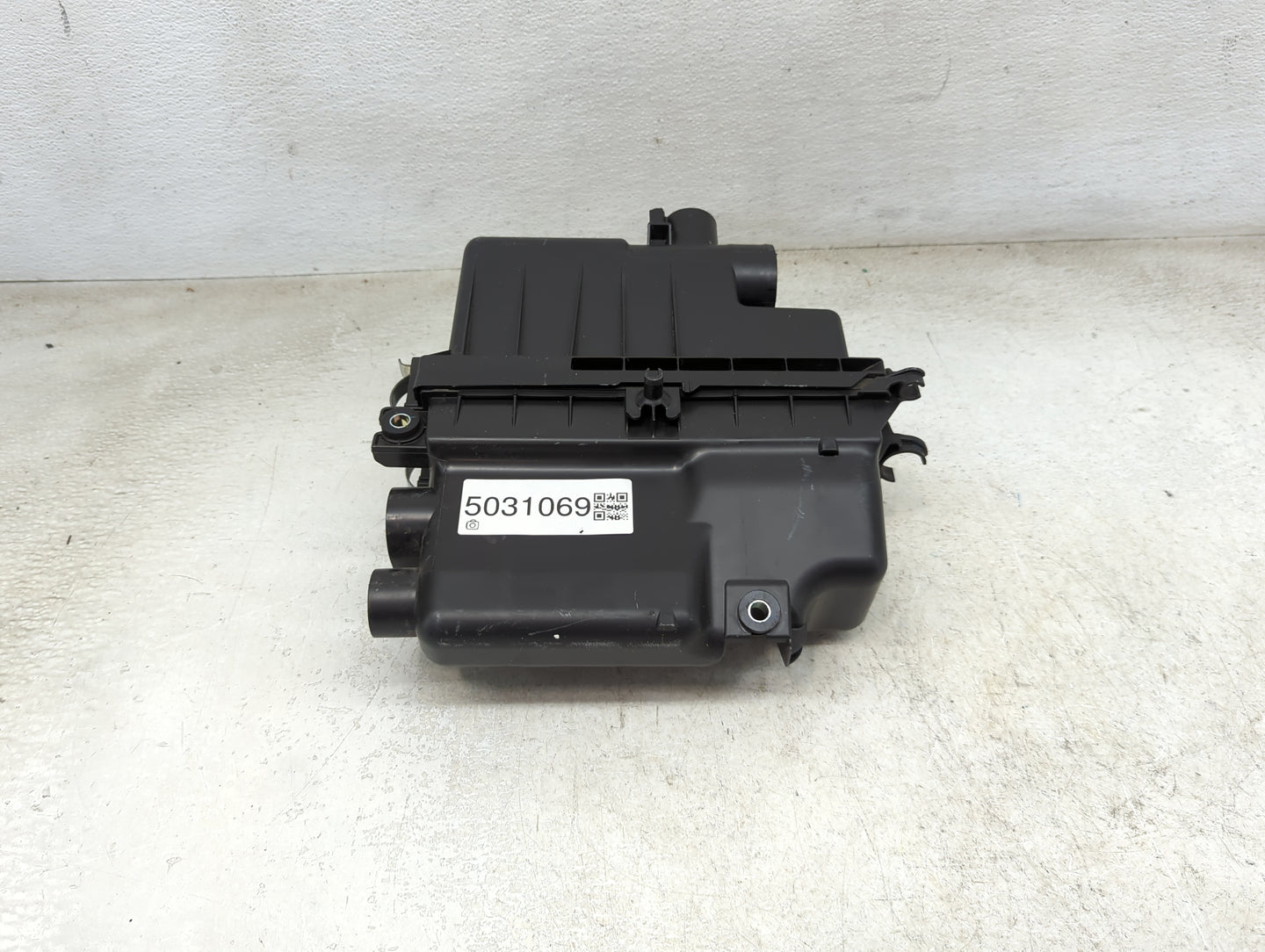 2014-2014 Mitsubishi Mirage Air Cleaner Intake-duct Hose Tube - Oemusedautoparts1.com