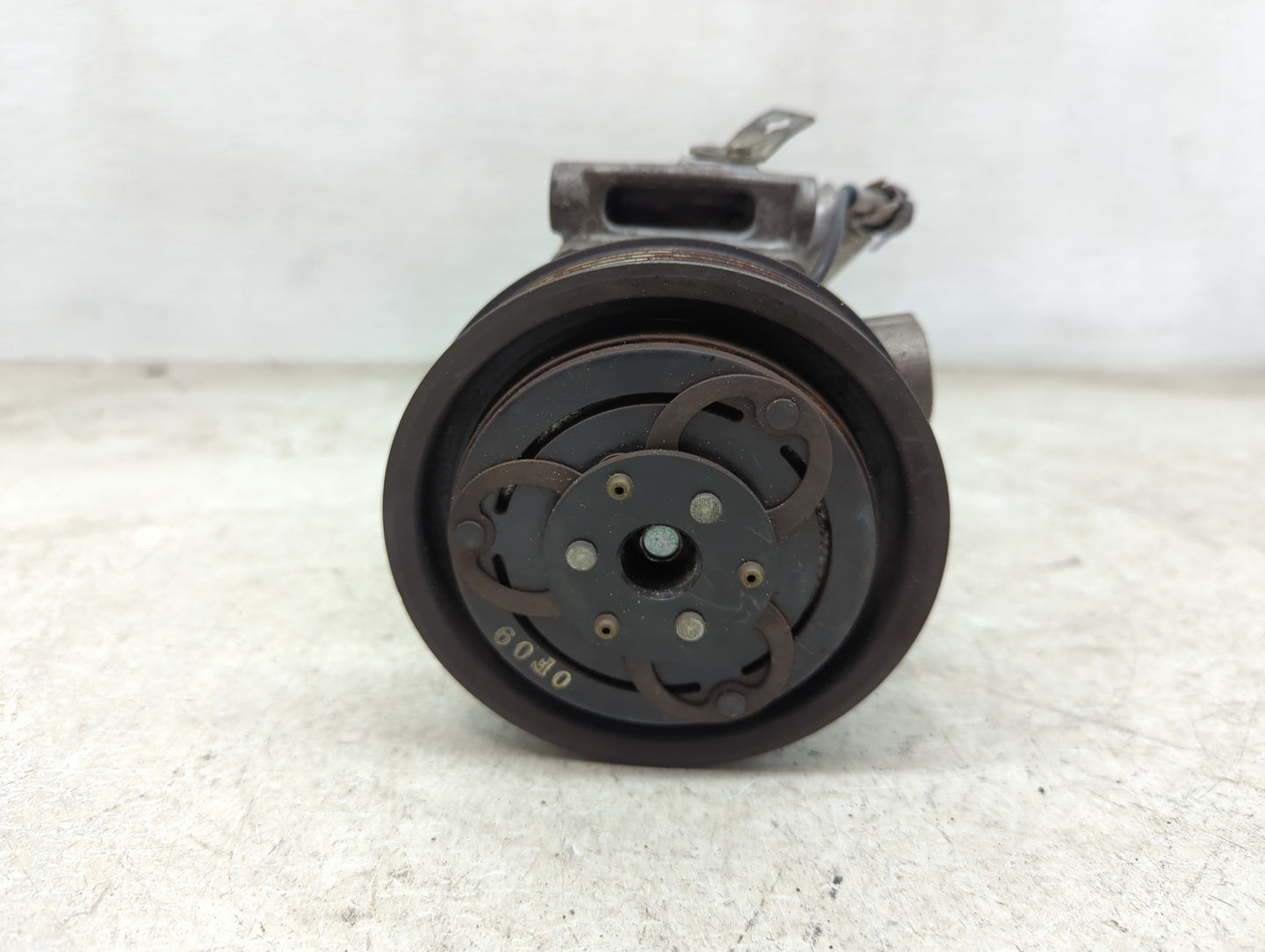 2014-2014 Mitsubishi Mirage Air Conditioning A/c Ac Compressor Oem - Oemusedautoparts1.com