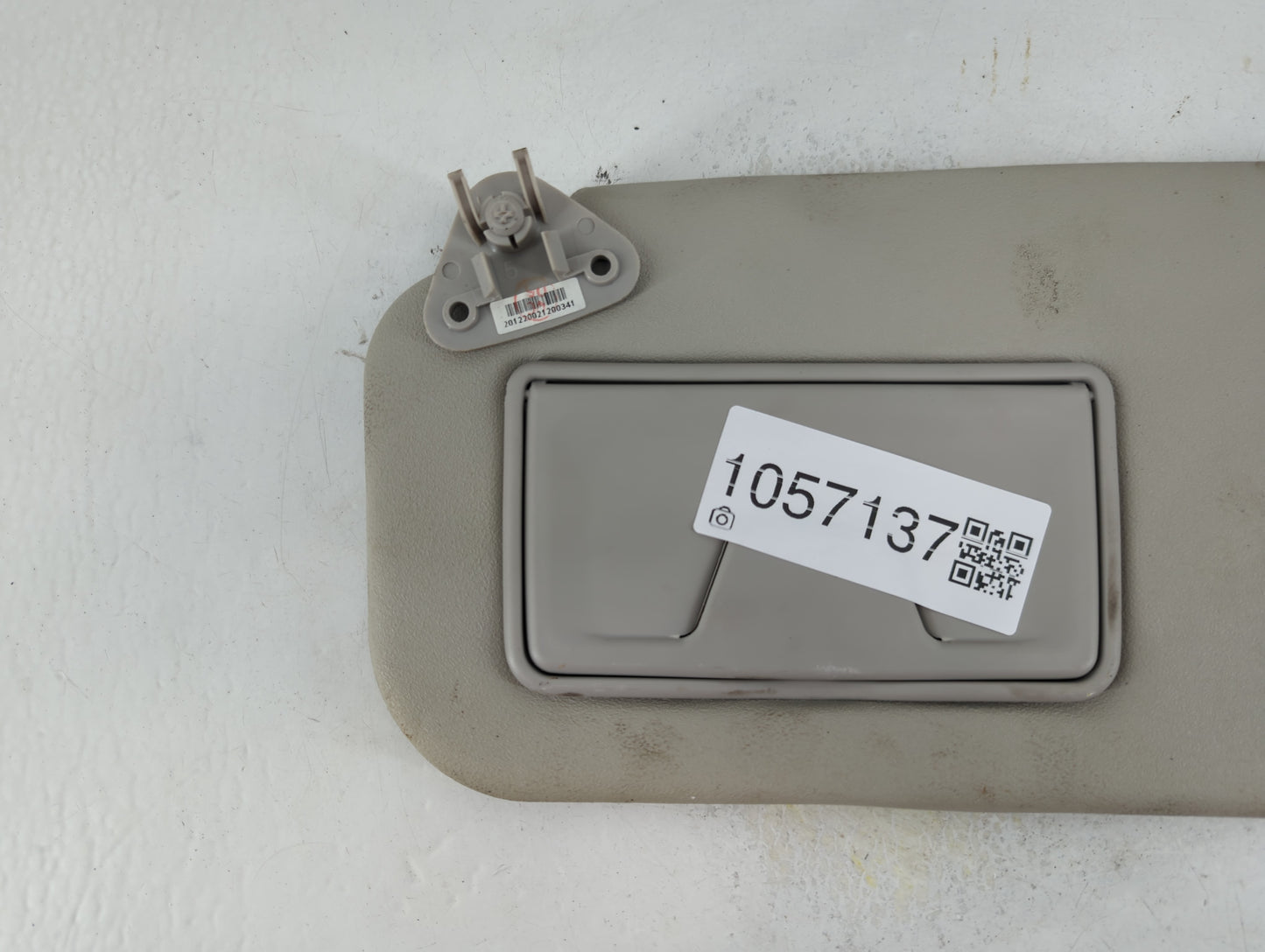 2021 Mitsubishi Mirage G4 Sun Visor Shade Replacement Driver Left Mirror Fits OEM Used Auto Parts - Oemusedautoparts1.com