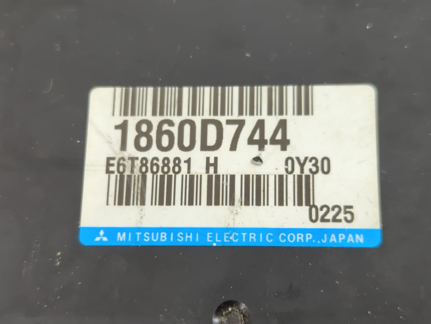 2021 Mitsubishi Outlander Sport PCM Engine Control Computer ECU ECM PCU OEM P/N:1860D744 1860D779 Fits OEM Used Auto Parts -