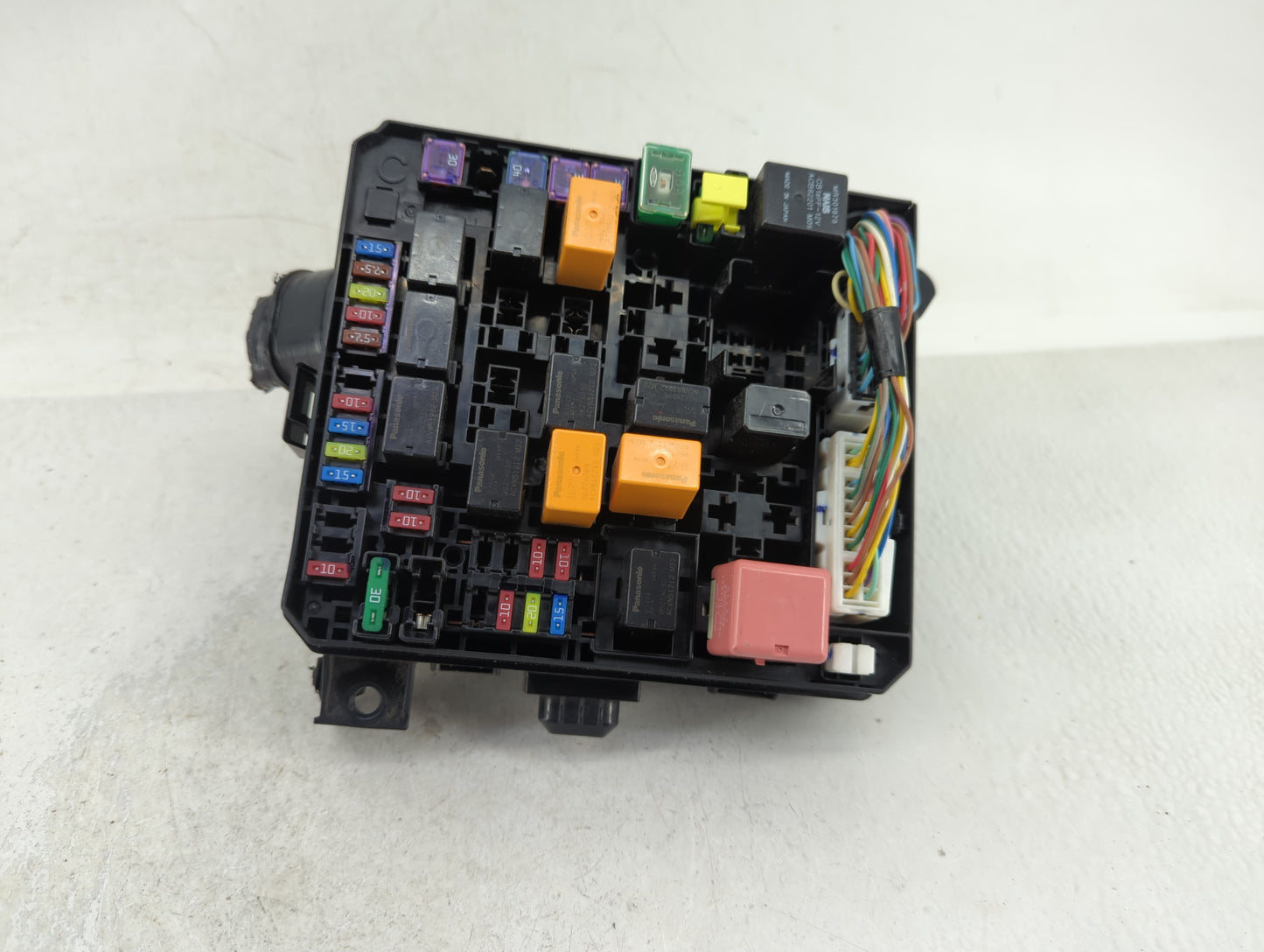 2012-2017 Mitsubishi Outlander Sport Fusebox Fuse Box Panel Relay Module P/N:8565A513 Fits Fits 2012 2013 2014 2015 2016 201
