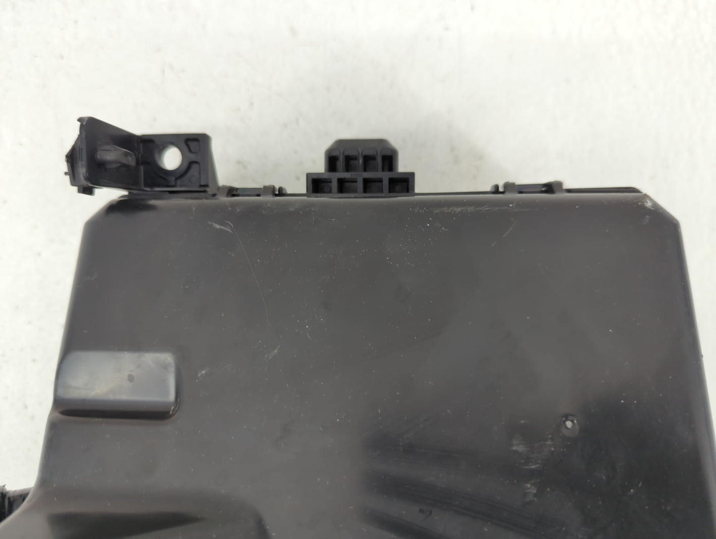 2012-2017 Mitsubishi Outlander Sport Fusebox Fuse Box Panel Relay Module P/N:8565A513 Fits Fits 2012 2013 2014 2015 2016 201