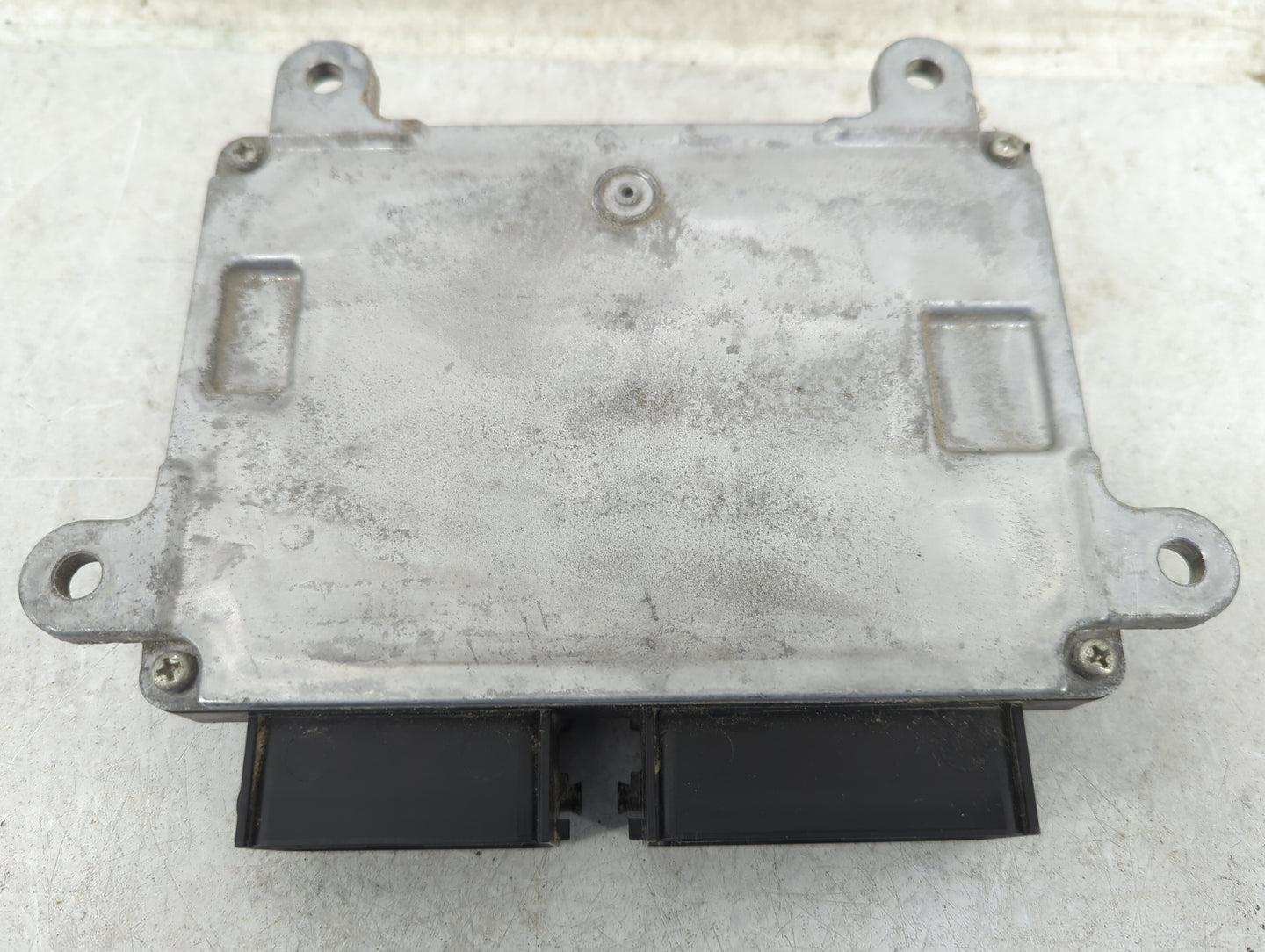 2021 Mitsubishi Outlander Sport PCM Engine Control Computer ECU ECM PCU OEM P/N:1860D744 E6T86881 Fits OEM Used Auto Parts -