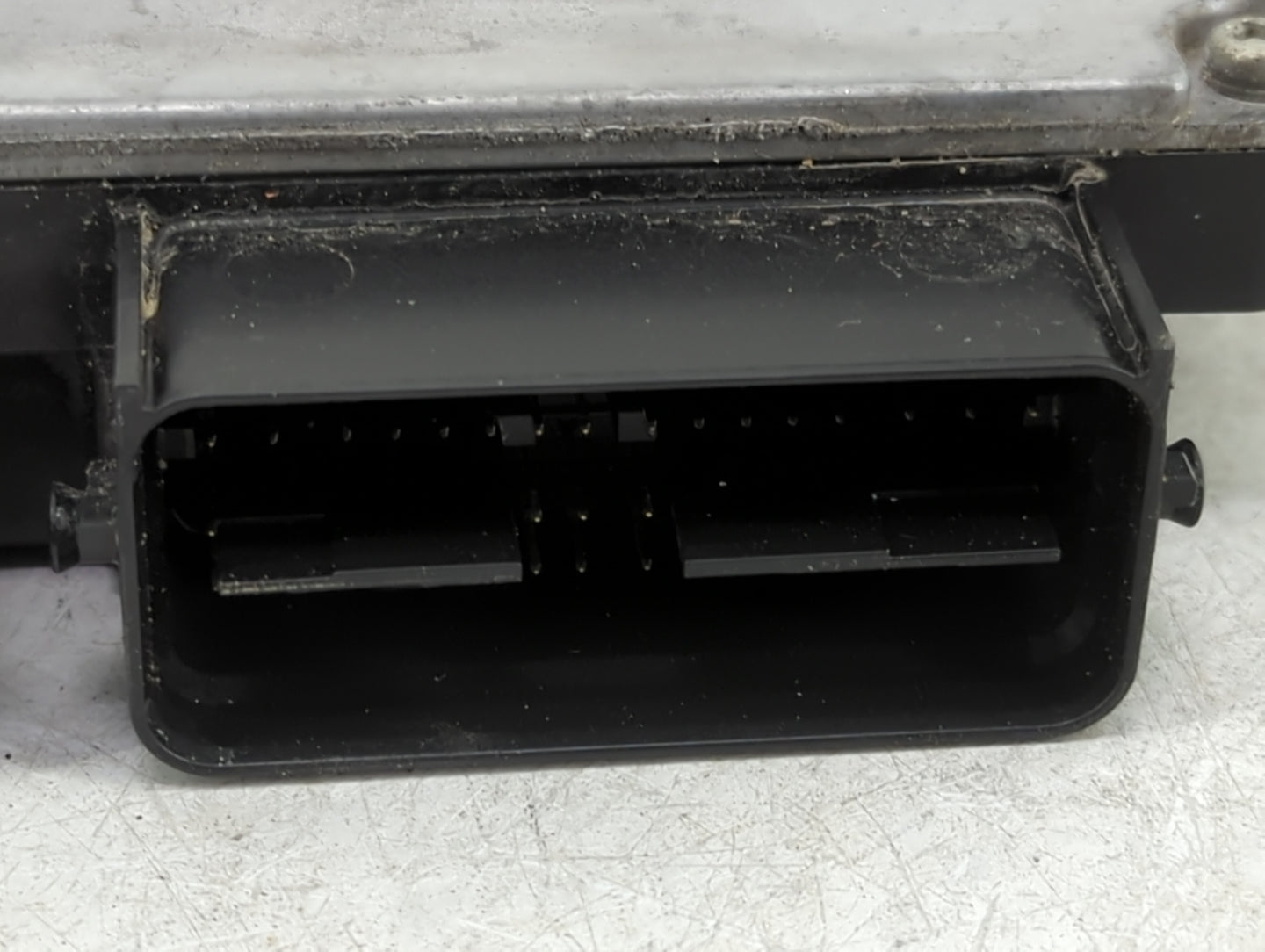 2021 Mitsubishi Outlander Sport PCM Engine Control Computer ECU ECM PCU OEM P/N:1860D744 E6T86881 Fits OEM Used Auto Parts -